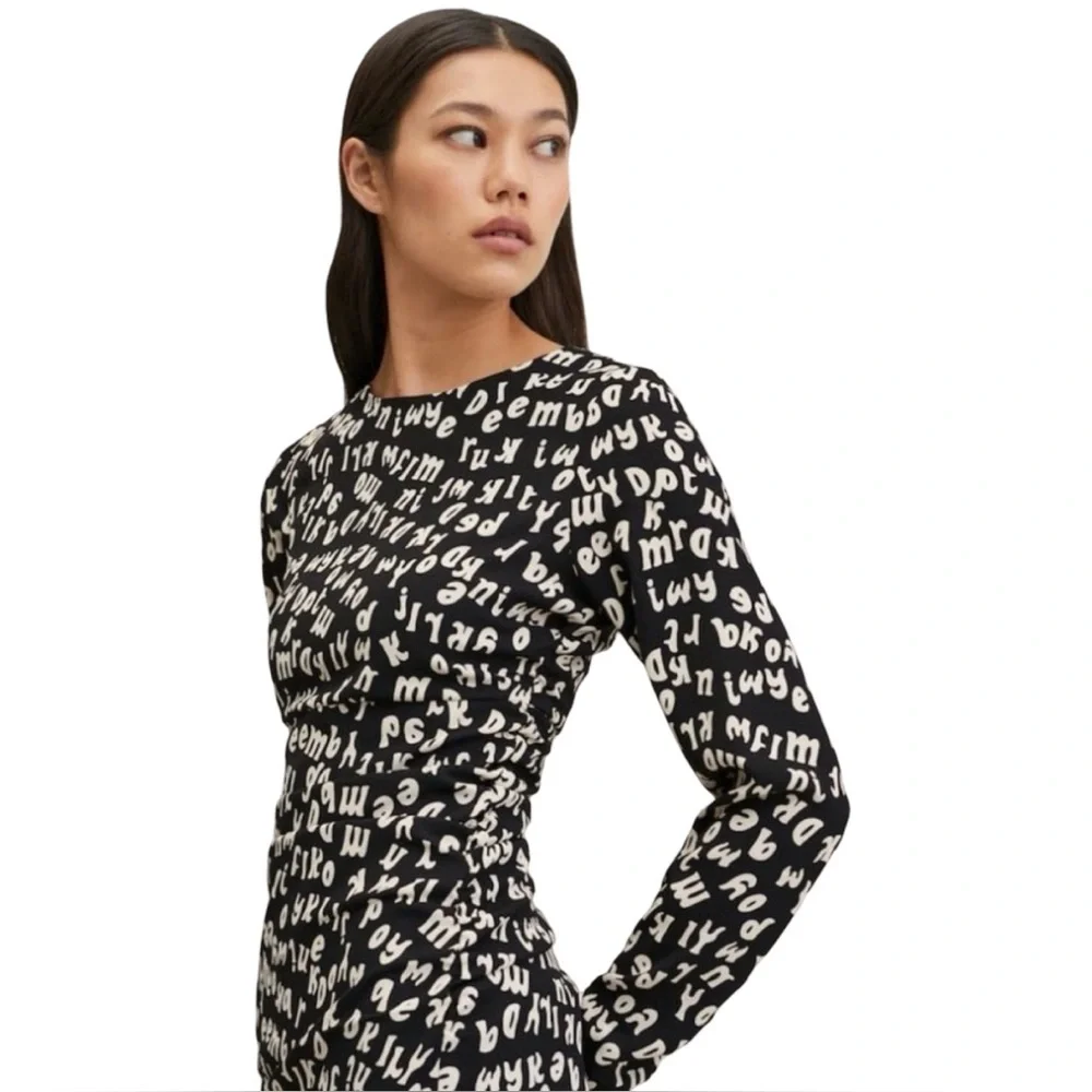 Mango‎ Typographic Print Maxi Dress Womens 4 Black Cream NWT Long Sleeve Ruched